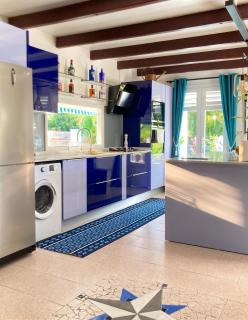 Villa avec piscine privée à Ducos, 200 m² - 8