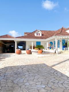 Villa avec piscine privée à Ducos, 200 m² - 6
