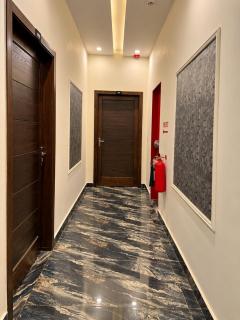 One Bedroom Premium Serviced Apartment - 1BHK Bahria Town Lahore LMY - 2
