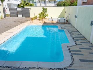 Idyllic Villa in Pereybere with Private Pool - 0