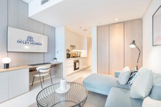 Cozy Central Home with Full Burj View - 4