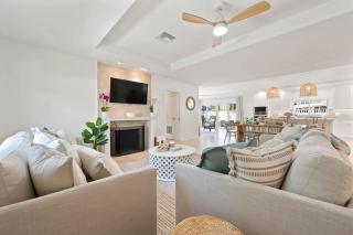 Latitude Adjustment by SeaBreeze Vacation - 9