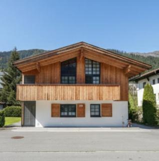 villa Ozette 8 9 - 0