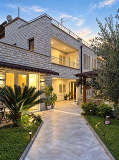 Villa Studios Tirana - 0