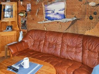 6 person holiday home in Oksvoll - 6