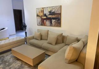 Luxury 3BR Apartment, 10 Min to the Beach - 3