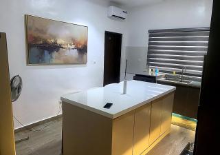 Luxury 3BR Apartment, 10 Min to the Beach - 2
