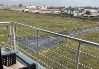 Luxury 3BR Apartment, 10 Min to the Beach - 1