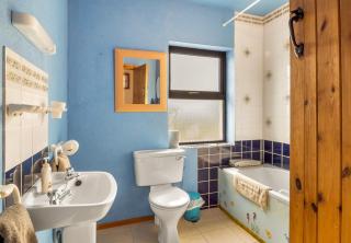 Glynsk Pier Cottage - 8