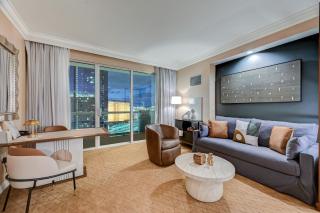 MGM Signature King Studio with Amazing Balcony Views - 6