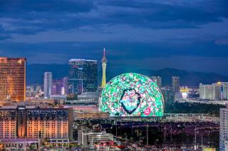 MGM Signature King Studio with Amazing Balcony Views - 4