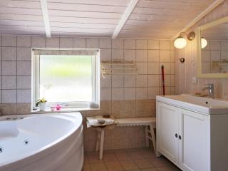 4 person holiday home in Føllenslev - 8