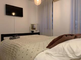 Room in Shared Central Apartment - 8