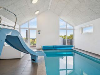 5 star holiday home in Glesborg - Glesborg - 8
