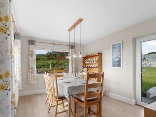 Mourneen Cottage, Cleggan - 2