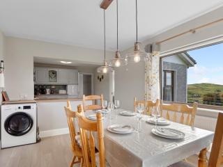 Mourneen Cottage, Cleggan - 8