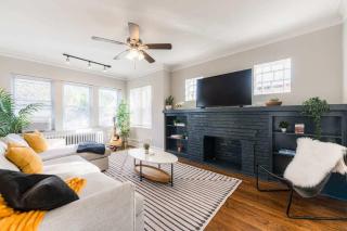 Artsy Chicago Stay with Patio Parking & Sleeps 7 - 9