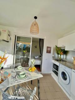 Studio terrasse vue mer, à 150 m de la plage Trois ilets - 7