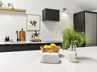 The Warehouse, Clifden - 3