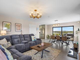 Lakeview House - 9
