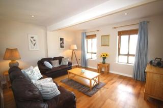 2 Clifden Court - 9