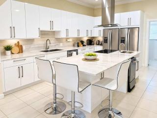 Sprat Bay Luxury Villa - Private Beach and Pool - 7
