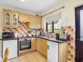 Spiddal Cottage - 9