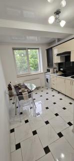 Cozy Home Apartment - 3