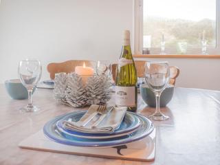 Errislannan Stone Cottage - 8