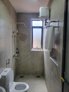 Cozy Kisaasi Apartment near Main Road - 9