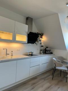 Exklusiv ausgestattete Wohnung mit Arbeitszimmer nähe Messe Hannover - 4