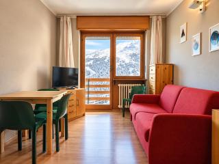 Hostdomus - Color Apartment - 8