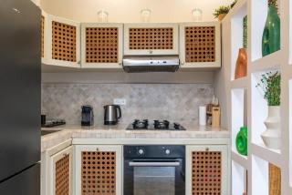 Beautiful 4-Bedroom Private Riad with Small Pool & Free Breakfast - 1