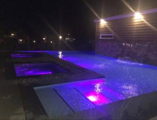 1BR Beaupré Condo Pool, Hot Tub, Arcade Sleep 4 - 6