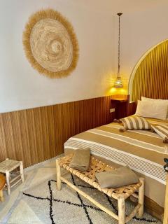 Beautiful 4-Bedroom Private Riad with Small Pool & Free Breakfast - 4