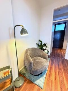Fewo Fibi - Zentrale CityWohnung - 2 Schlafzimmer - 4 Betten - Küche - Ideal für Familien - 8