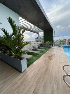 Modern 1-Bedroom Apartment At Tribute House - 6