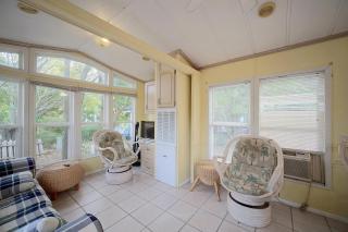 Water Views + Patio Brews! Middle Bass Island Home - 5