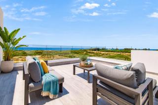 Sea Point Villas Luxury Villas with Private Pools in Coral Bay - 2