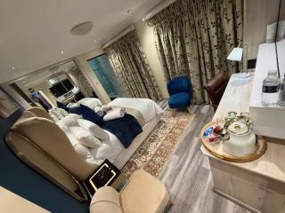 A Pearl Place - 2