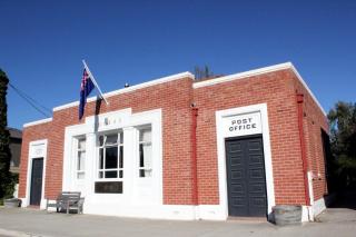 Omakau Bedpost - Post Office - 7