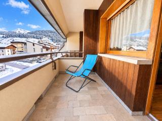 Hostdomus - City Center Apartment - 4