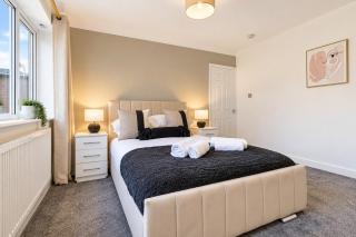 2BR Home in Middlesbrough Contractors Welcome - 4