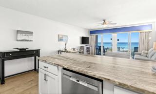Stunning 1st-floor condo with Gulf view grill pools & beach access - Destin - 1