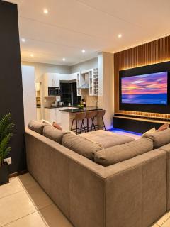 Home near Kyalami Grand Prix Circut - 8