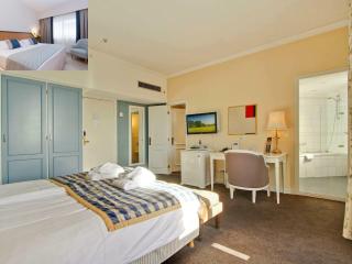 Varenda Palave Hotel - 1