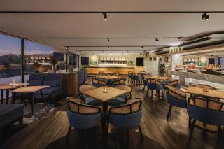 DoubleTree by Hilton Damai Laut - 2