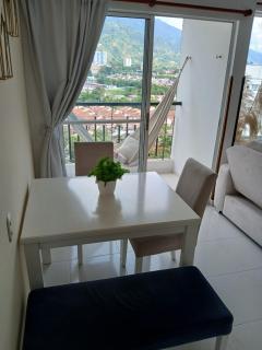 Habitación con hermosa vista y piscina - 1