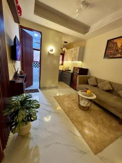The Opaline Stay The Entire 1bhk apartment Saket - 5
