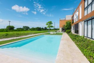 NOK Stylish 1BR Golf Retreat in Vistacana - 9